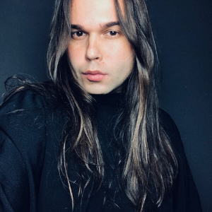 Dragan Simicevic ist Diplom Psychologe, Personal Coach und Change Manager in Berlin und Ansprechpartner für den Standort.