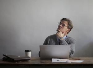 Dank des Jobcoaching mit Aktivierungsgutschein (AVGS) übernimmt die Arbeitsagentur die Kosten