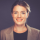 Godiwa Jung ist systemischer Coach, Mediatorin und Trainerin
